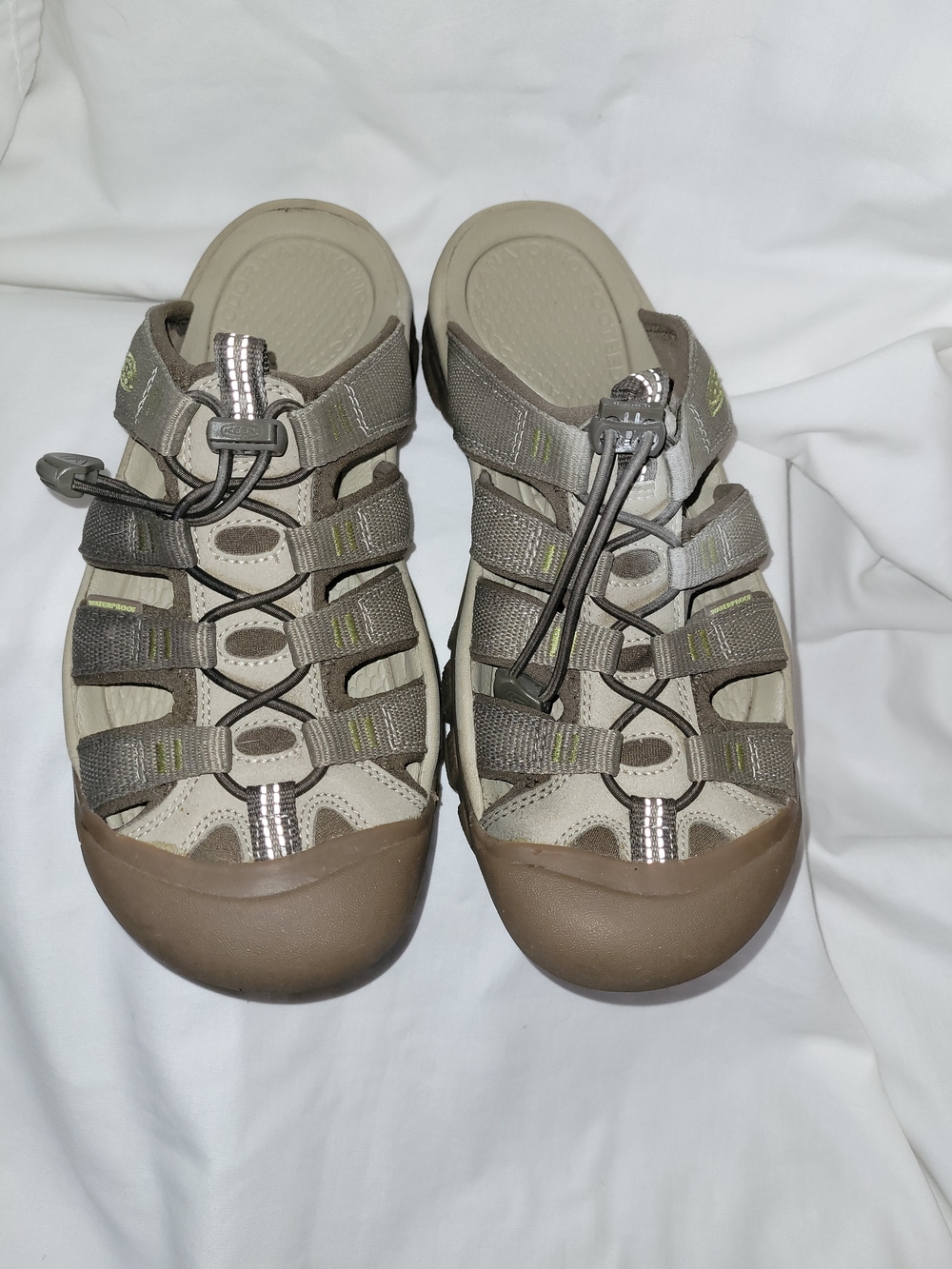 Keen Newport Slide Tan Closed-Toe Adventure Slide Sandals